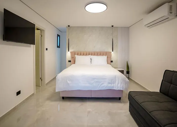 Coral Suites Boutique